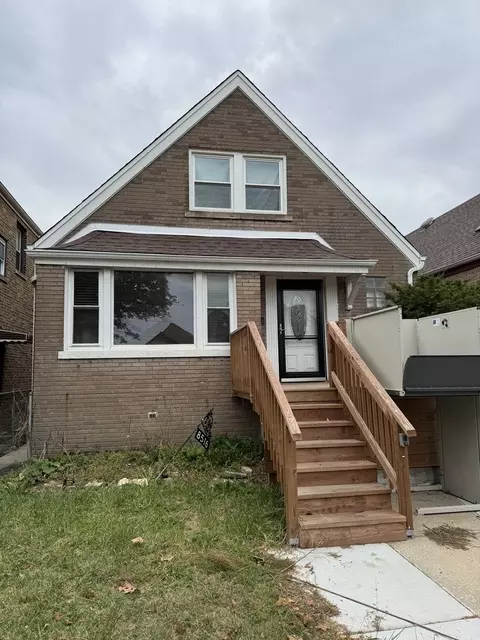8516 S Seeley Ave, Chicago, IL 60620