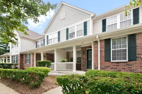 84 N Mill Rd #84, Addison, IL 60101