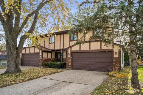 Exterior - 1995 Monday Dr, Elgin, IL 60123 photo 2 of 5