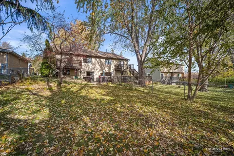 Exterior - 1995 Monday Dr, Elgin, IL 60123 photo 5 of 5