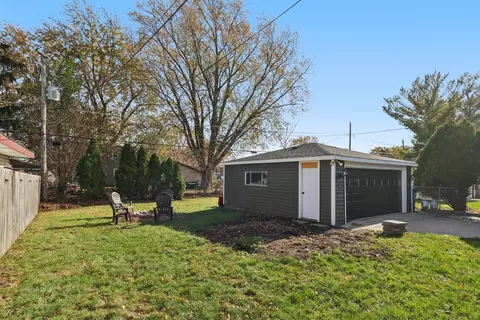 Exterior - 14545 Kostner Ave, Midlothian, IL 60445 photo 4 of 6