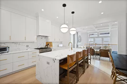 1718 N Artesian St, Chicago, IL 60647 photo 6