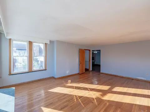Living - 6218 S Artesian Ave, Chicago, IL 60629 photo 2 of 6
