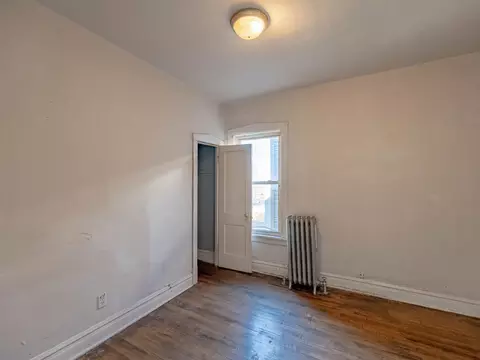 Bedroom - 6218 S Artesian Ave, Chicago, IL 60629 photo 4 of 5
