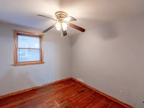 Bedroom - 6218 S Artesian Ave, Chicago, IL 60629 photo 1 of 5