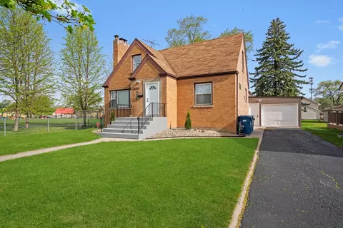 Exterior - 3846 149th St, Midlothian, IL 60445 photo 3 of 6