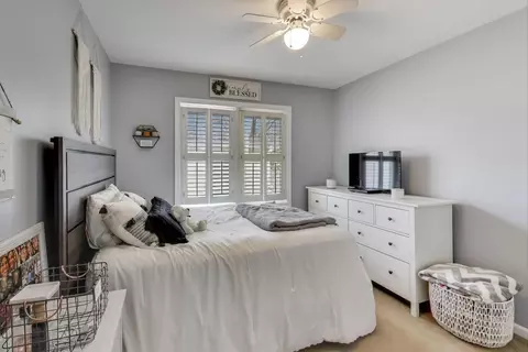 1407 Wilson Ave, Wheaton, IL 60187 photo 16