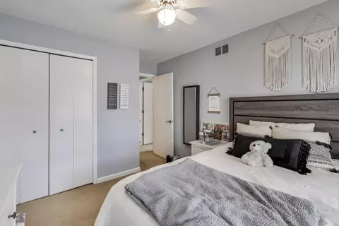 1407 Wilson Ave, Wheaton, IL 60187 photo 17
