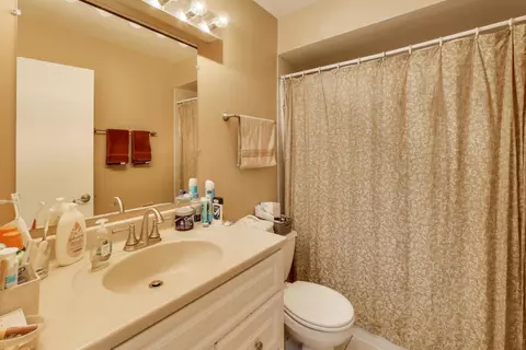 1407 Wilson Ave, Wheaton, IL 60187 photo 18