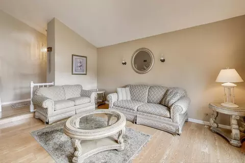 1407 Wilson Ave, Wheaton, IL 60187 photo 8