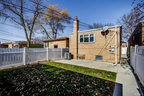 Exterior - 6721 W 59th St, Chicago, IL 60638 photo 5 of 5