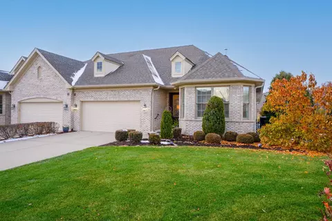 628 Woodglen Ct, Lemont, IL 60439