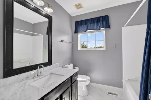 Bath - 25204 Spring St, Manhattan, IL 60442 photo 1 of 3