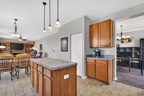 Kitchen - 25204 Spring St, Manhattan, IL 60442 photo 1 of 4