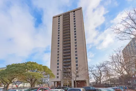 2605 S Indiana Ave #708, Chicago, IL 60616
