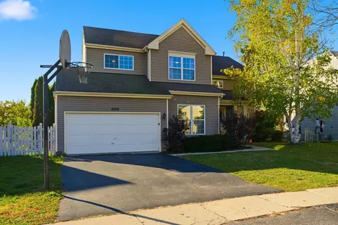 2526 Acorn Dr, Round Lake Beach, IL 60073