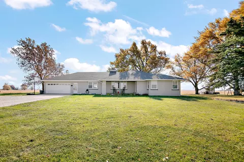 4736 E 5000n Rd, Bourbonnais, IL 60914