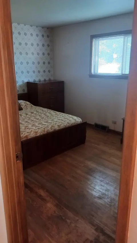 433 W Diversey Ave, Addison, IL 60101 photo 5