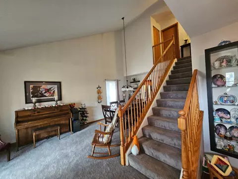 7311 Fordham Ln, Plainfield, IL 60586 photo 2