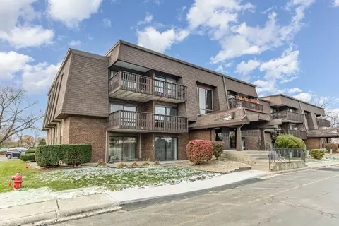 1615 Richmond Cir #201, Joliet, IL 60435