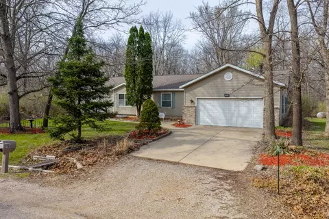 Exterior - 39 Timberlane Dr, Putnam, IL 61560 photo 7 of 7