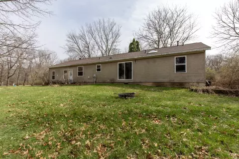 Exterior - 39 Timberlane Dr, Putnam, IL 61560 photo 4 of 7