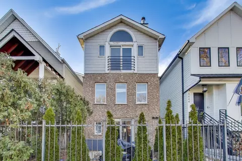 3442 N Damen Ave #3, Chicago, IL 60618