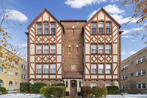 8037 Kenton Ave #2S, Skokie, IL 60076