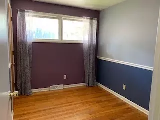 Bedroom - 523 Barden St, Morrison, IL 61270 photo 3 of 4