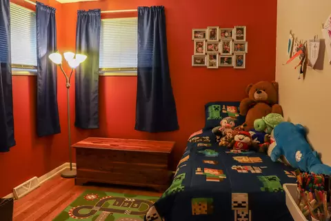 Bedroom - 523 Barden St, Morrison, IL 61270 photo 6 of 8