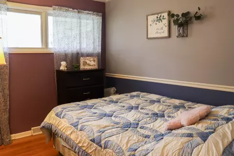 Bedroom - 523 Barden St, Morrison, IL 61270 photo 3 of 8