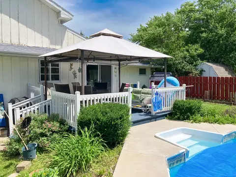 Exterior - 523 Barden St, Morrison, IL 61270 photo 5 of 5