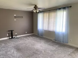 Living - 523 Barden St, Morrison, IL 61270 photo 2 of 5
