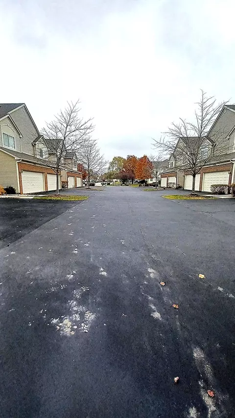 Exterior - 17543 S Gilbert Dr, Lockport, IL 60441 photo 7 of 7