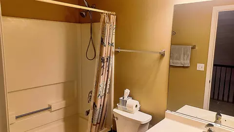 Bath - 17543 S Gilbert Dr, Lockport, IL 60441 photo 5 of 6
