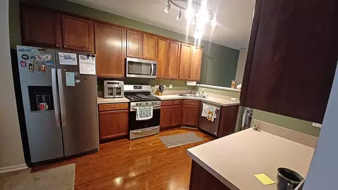 Kitchen - 17543 S Gilbert Dr, Lockport, IL 60441 photo 2 of 6