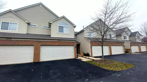 17543 S Gilbert Dr, Lockport, IL 60441