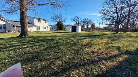 Exterior - 2585 E 450th Rd, Oglesby, IL 61348 photo 4 of 5