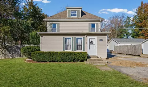 110 W Warren St, Saint Joseph, IL 61873