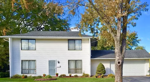 3406 Seine Ct, Hazel Crest, IL 60429