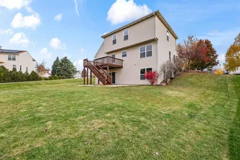 Exterior - 400 Diamond Back Way, Algonquin, IL 60102 photo 2 of 2