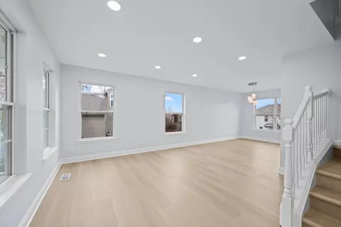 Living - 400 Diamond Back Way, Algonquin, IL 60102 photo 1 of 6