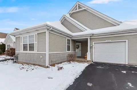 2525 Park Ridge Ct #2525, Crest Hill, IL 60403