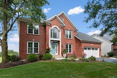 1834 Marne Rd, Bolingbrook, IL 60490