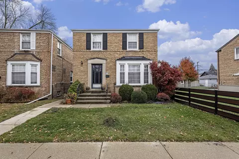 3755 N Cumberland Ave, Chicago, IL 60634