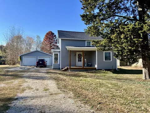 409 N Central St, Tolono, IL 61880