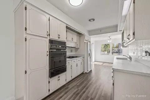 Kitchen - 4343 Amelia Ave, Lyons, IL 60534 photo 1 of 3