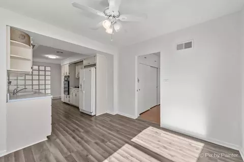 Entry Way - 4343 Amelia Ave, Lyons, IL 60534 photo 2 of 2