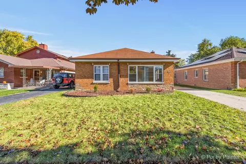 4343 Amelia Ave, Lyons, IL 60534