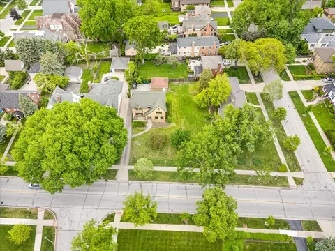 219 E Saint Charles Rd, Elmhurst, IL 60126 photo 40